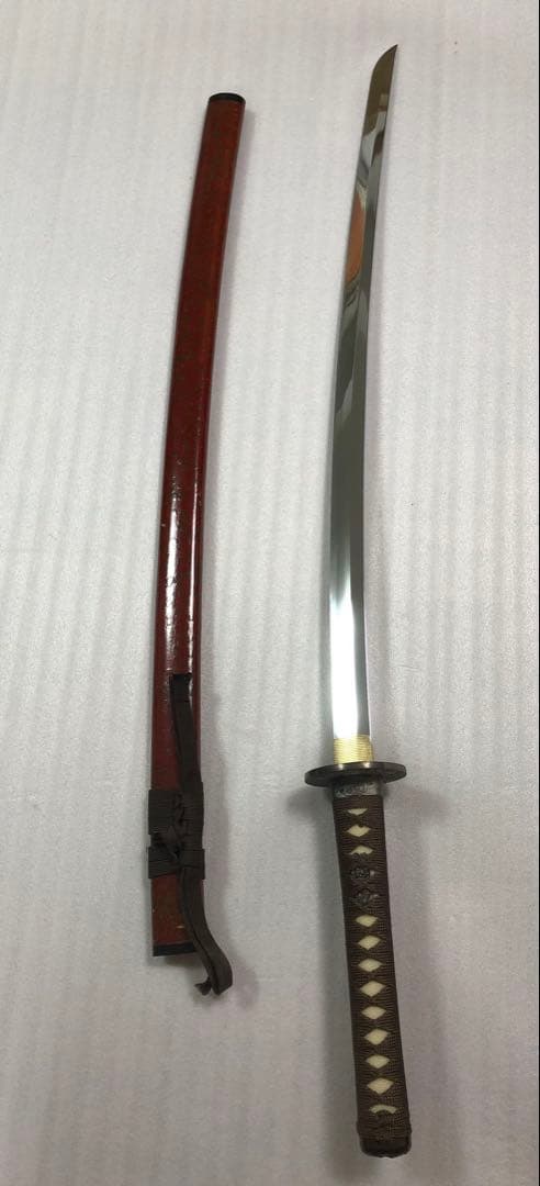 美品 模造刀　打刀　朱鞘　鞘付き長さ約105cm 26A14