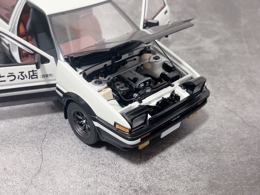 AUTOart 1/18 トヨタ スプリンター トレノ (AE86)