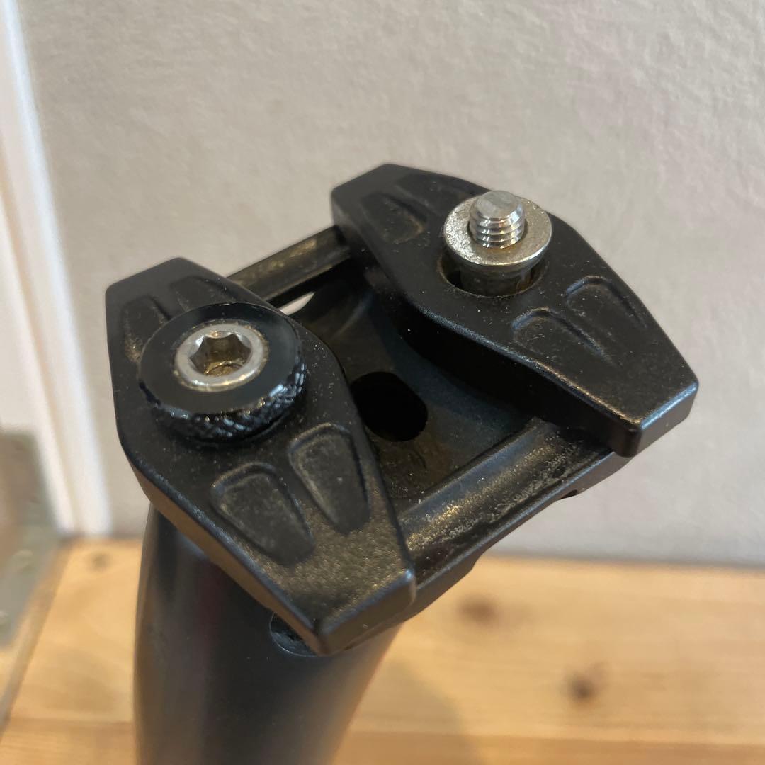 Deda Superleggera シートポスト ブラック