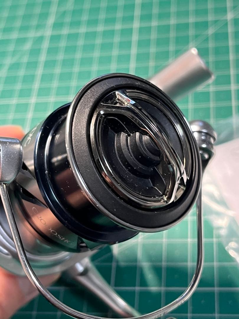 リール 23STRADIC c2000SHG