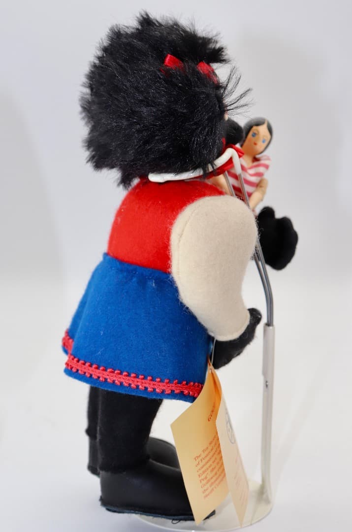 Steiff THE TOY STOREオリジナルGolli Girl 22cm