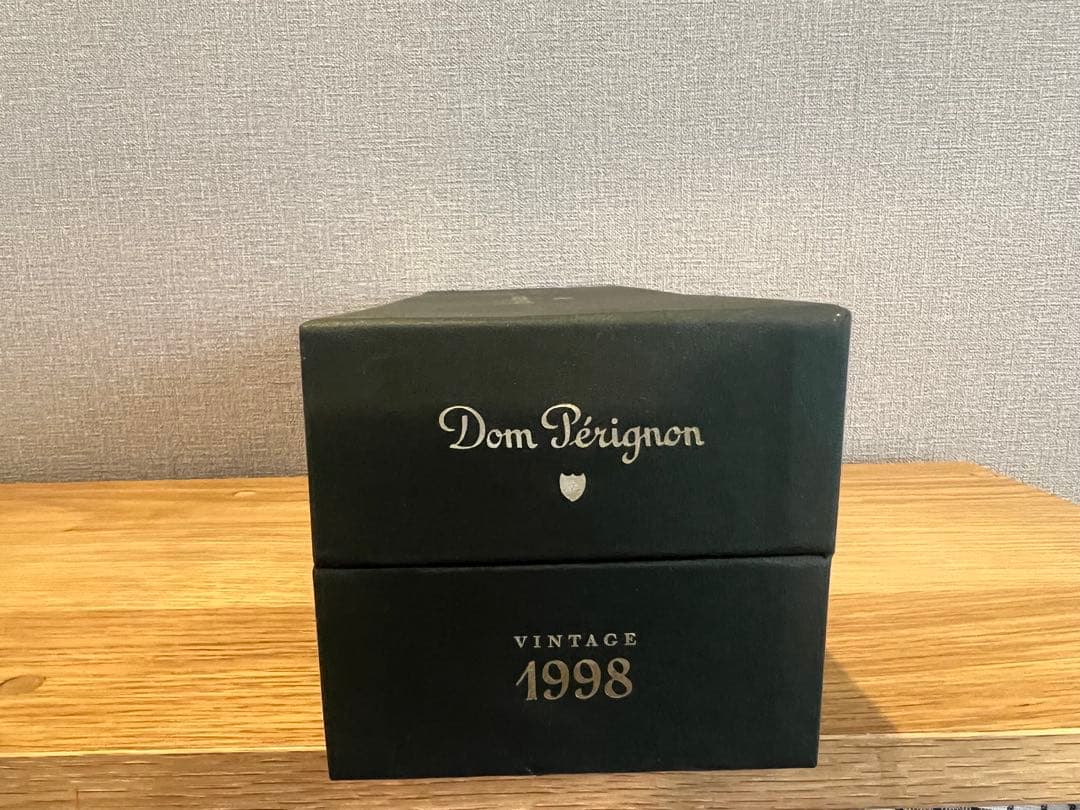 【未開栓】ドン・ペリニヨン　新品　ヴィンテージ　1998