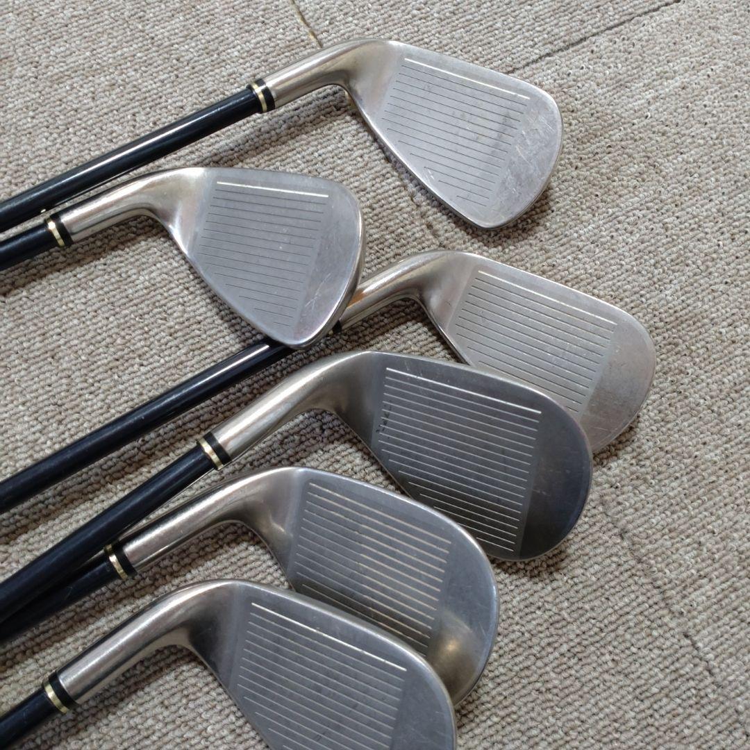 ★ゼクシオアイアンクラブ６本セット(中古）美品