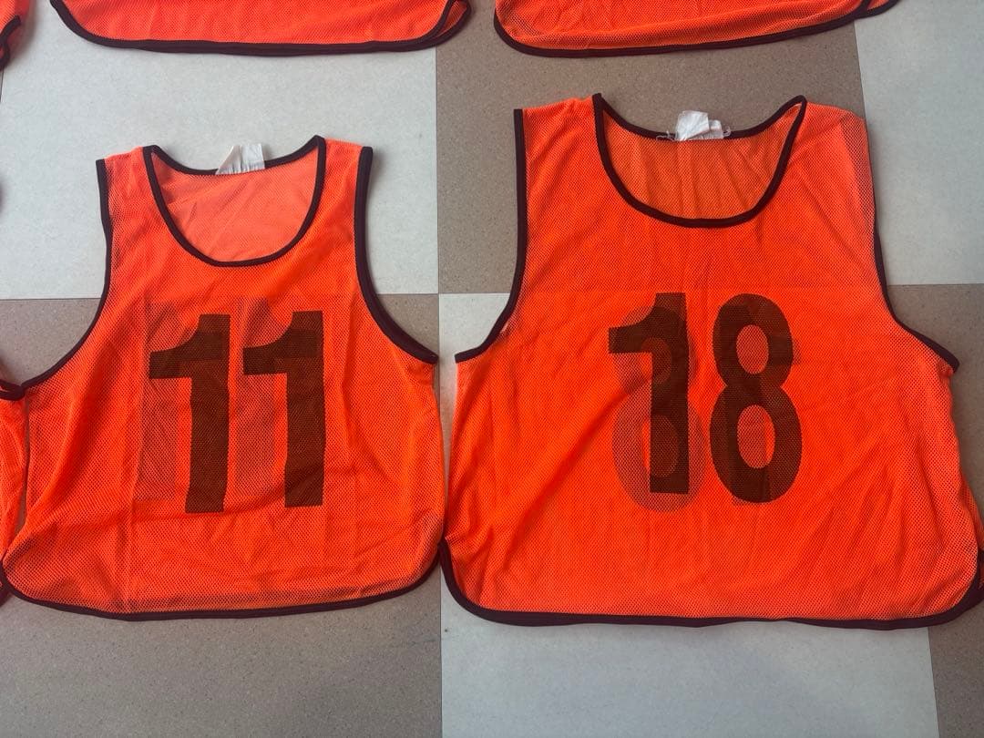 バスケットボール ビブス 4-8 & 15-20収納袋付き&メッシュビブス