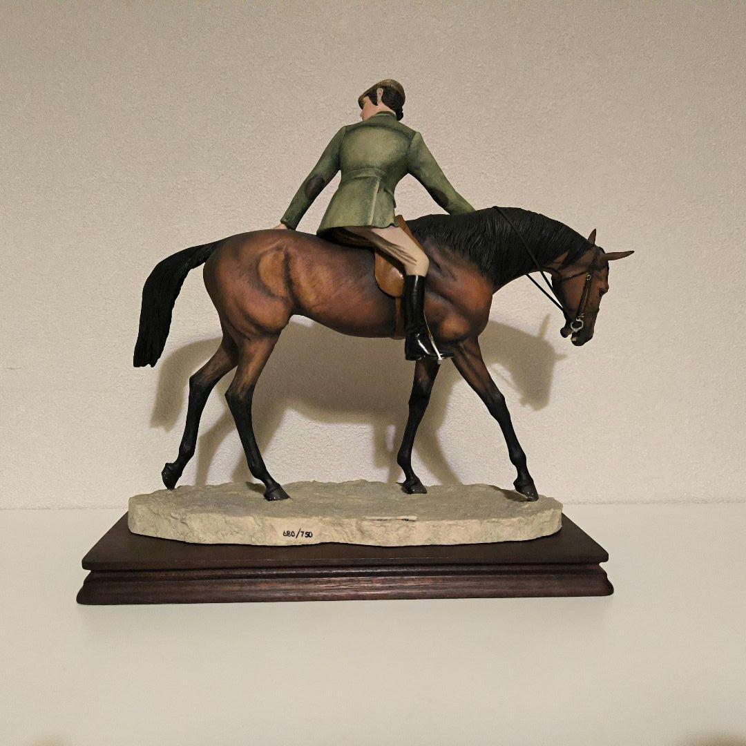 BORDER FINE ARTS 馬と騎手の置物