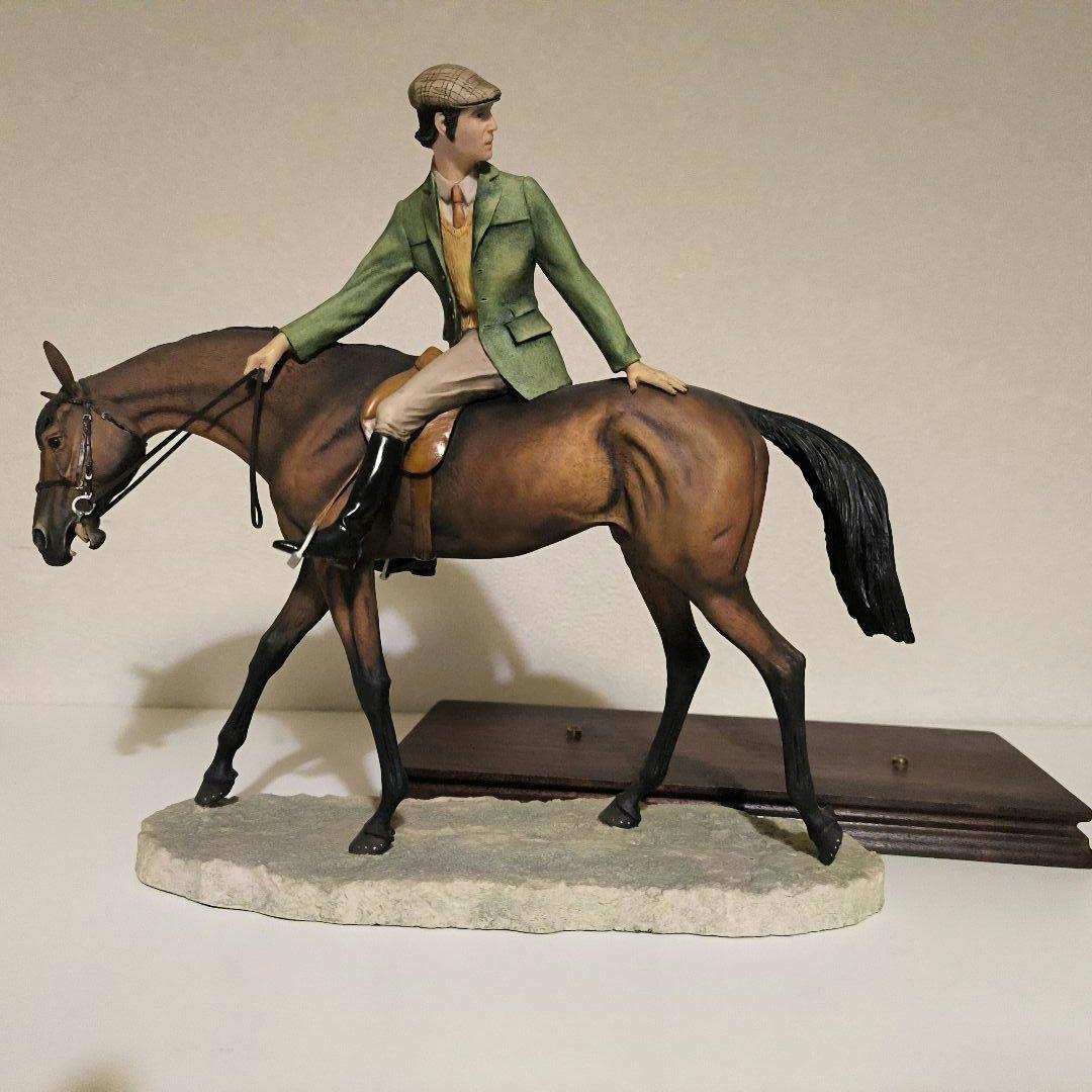 BORDER FINE ARTS 馬と騎手の置物