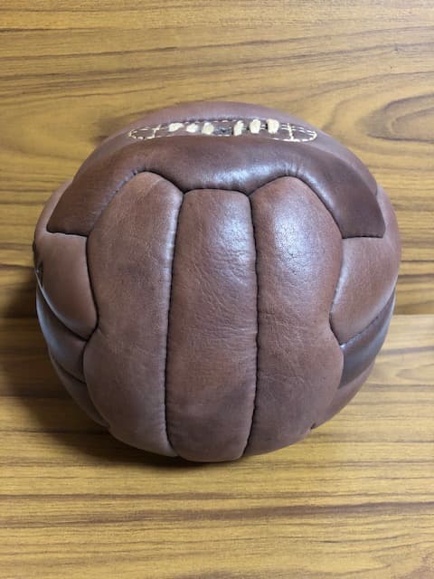 FCバルセロナ オフィシャル クラシックボール 復刻版（大） 5号球