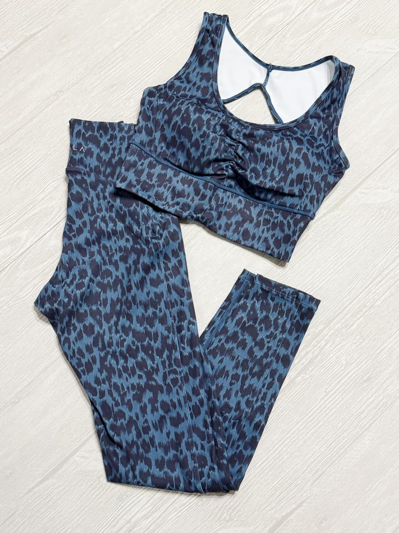 【美品】SUKALA レオパード柄 ヨガウェア 上下セット Sサイズ スカーラ