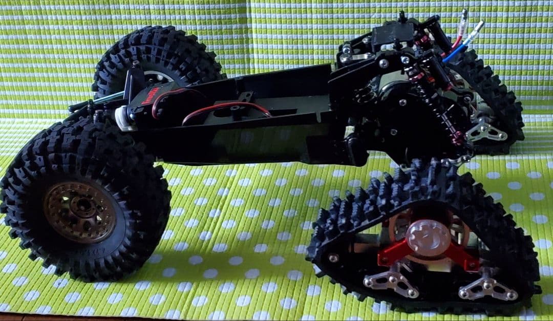 ホーネット改造、オリジナル!!クローラ仕様。