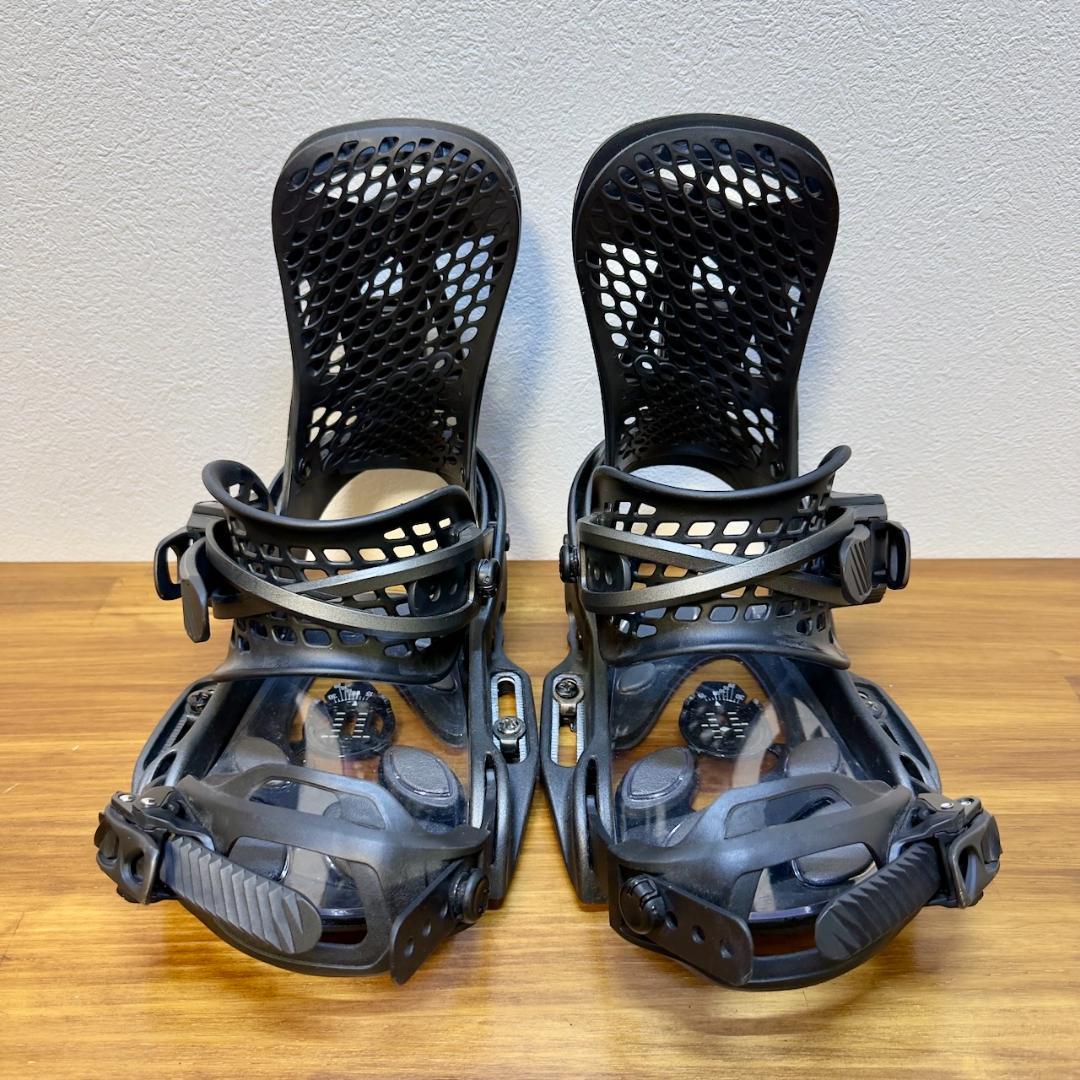 BURTON ESCAPADE　EST Mサイズ　バートン　エスカペード