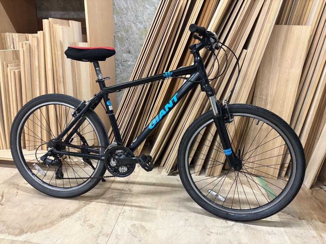 GIANT クロスバイク 26インチ ブラック/ブルー