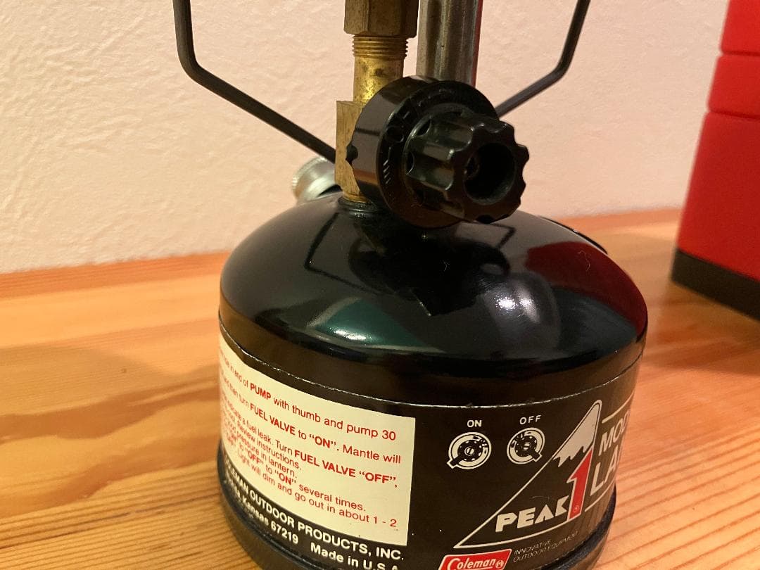 Coleman PEAK1フェザーランタン 222B キャリーケース付き