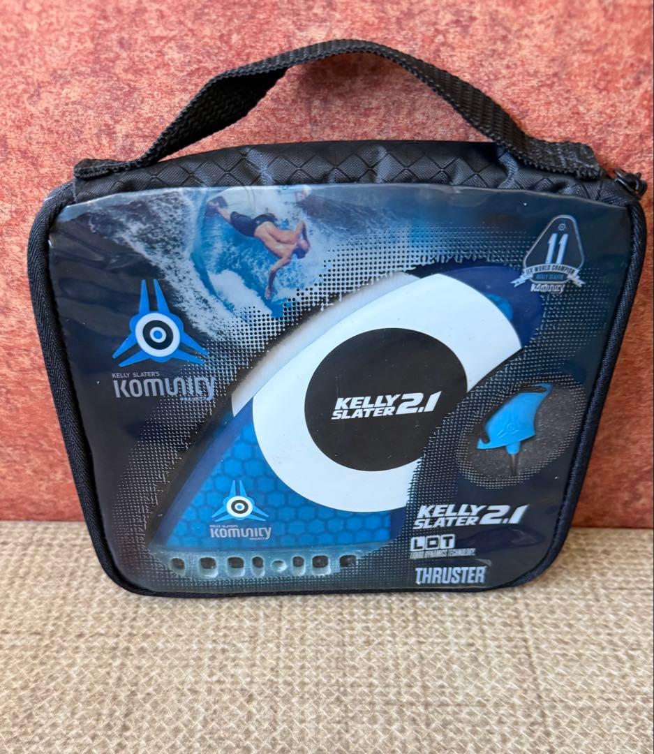 正規品　未使用　Kelly Slater ケリースレーター　トライフィン