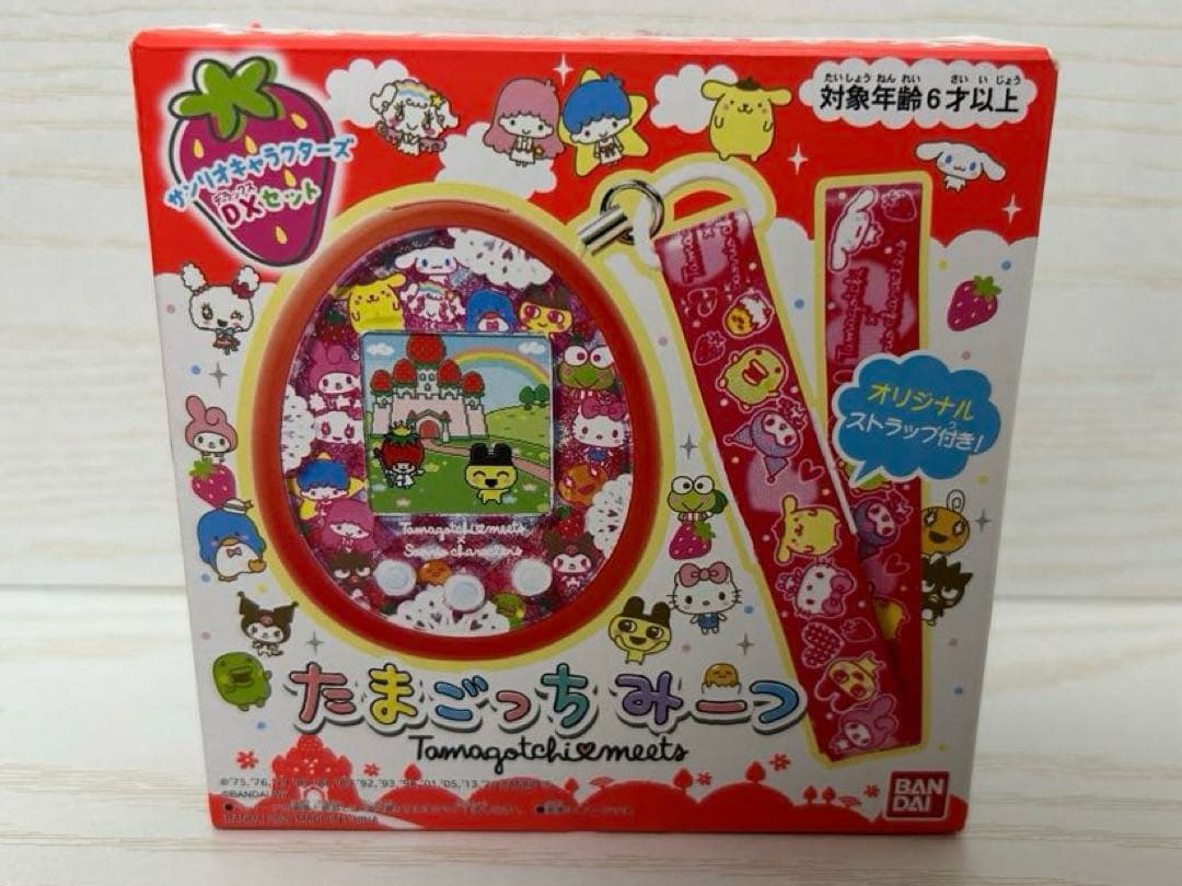 【極美品】たまごっちみーつ サンリオキャラクターズDX