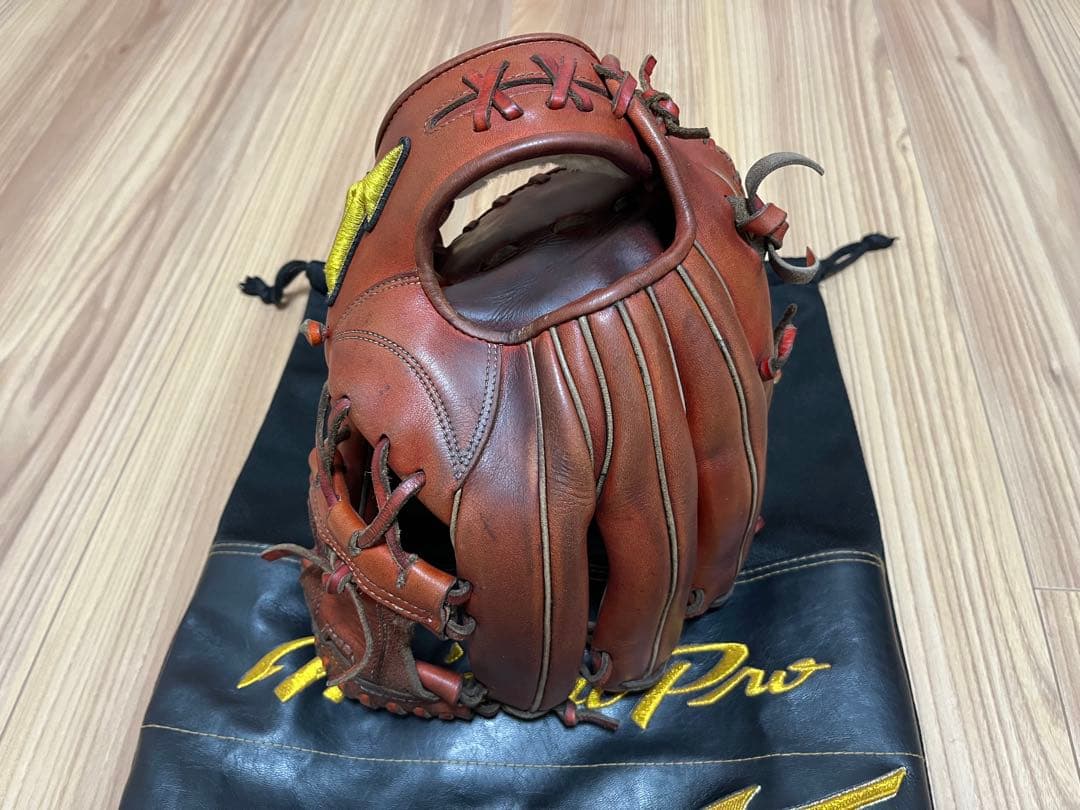 【値引き可能】ミズノプロ 軟式内野手用 オーダーグラブ