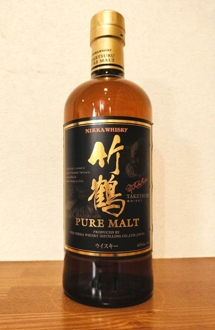 ☆新品・未開封☆竹鶴 PURE MALT 700ml 黒ラベル（旧ボトル）