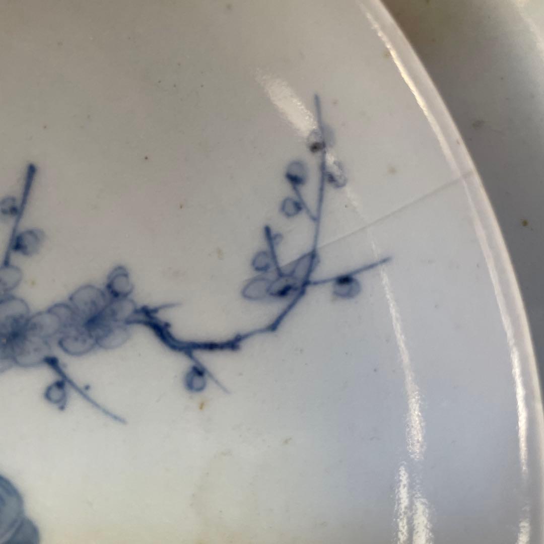 骨董　アンティーク　平戸　三川内　染付　梅に兜図　皿　丸皿　甲冑