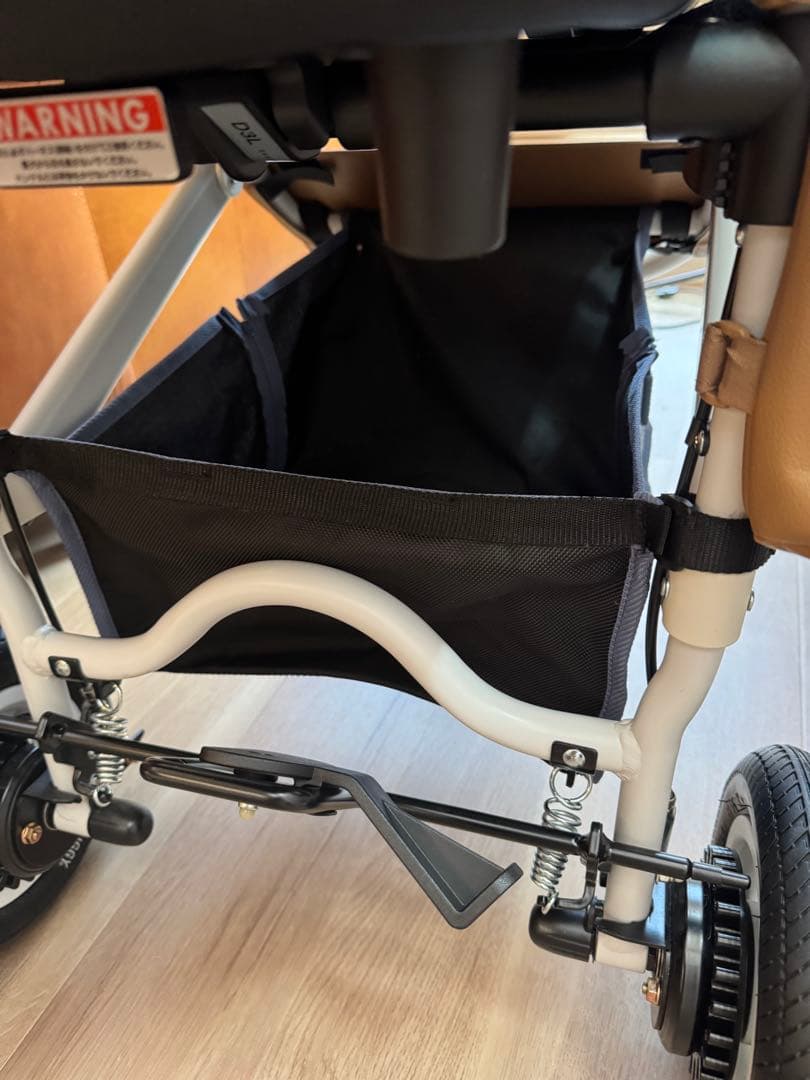 AIRBUGGY エアバギー DOME3 ラージサイズ　車載用ベルト付き