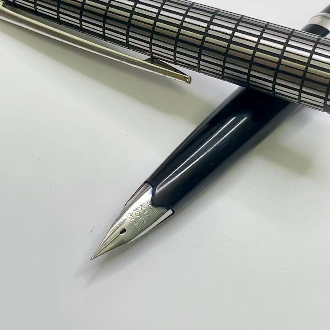 パイロット PILOT Elite 万年筆 半格子 蝕刻 18k-750