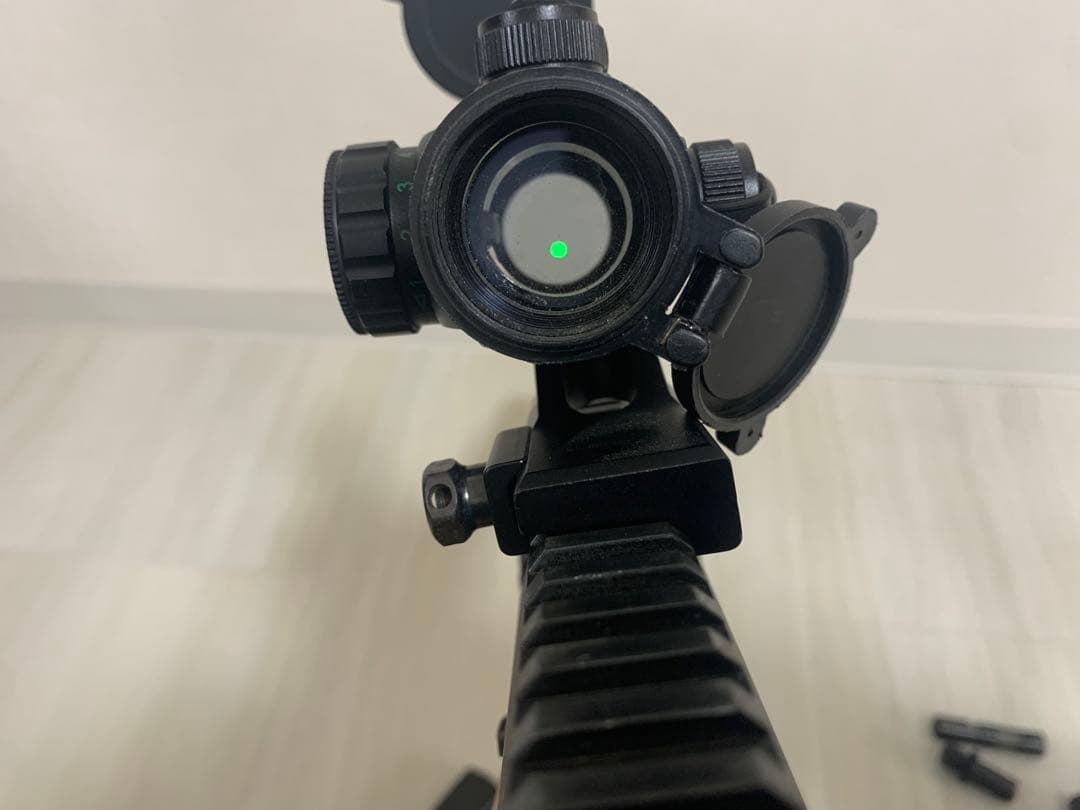 東京マルイ　電動MP7A1 サプレッサー付き