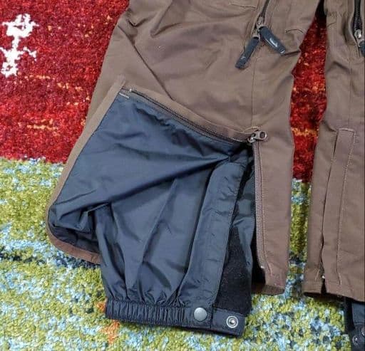 コロンビアTITANIUM OMNI-TECH スキー ウエア　レディース上下