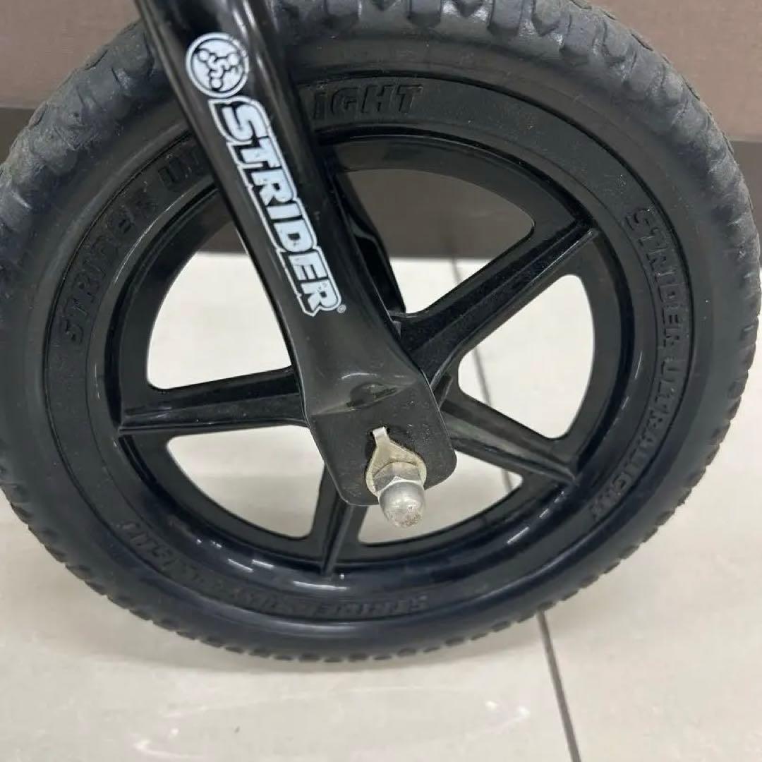 美品STRIDER ストライダー　スポーツ　sport グリーン 12インチ