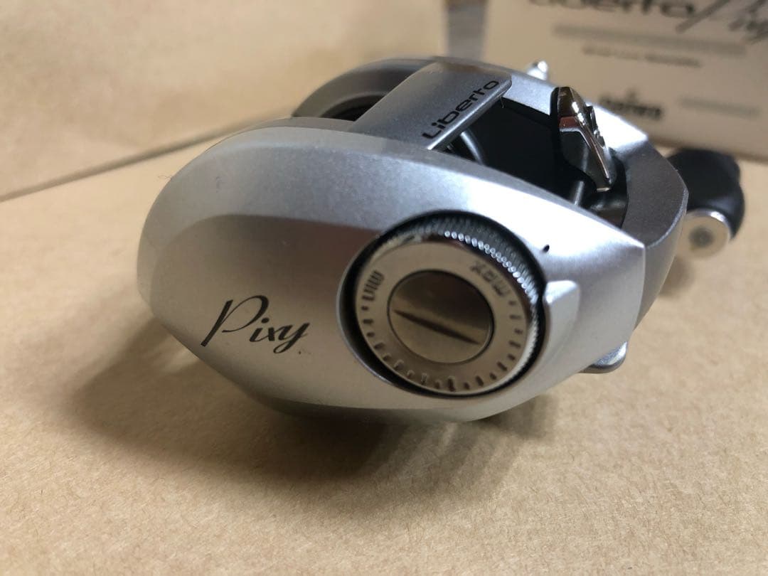 ダイワ リベルトピクシー レフトハンドル【美品】