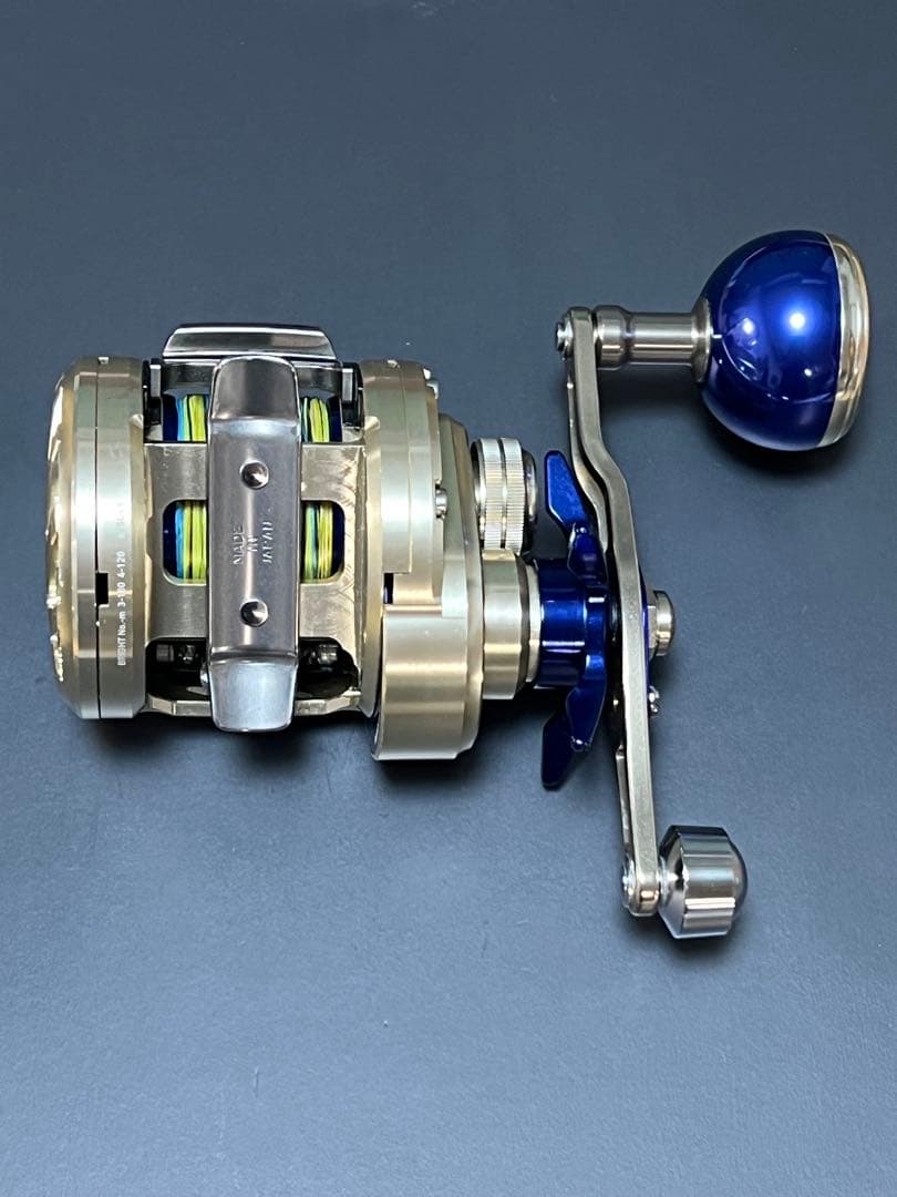 ダイワ ミリオネアバサラ 200H （右巻き）