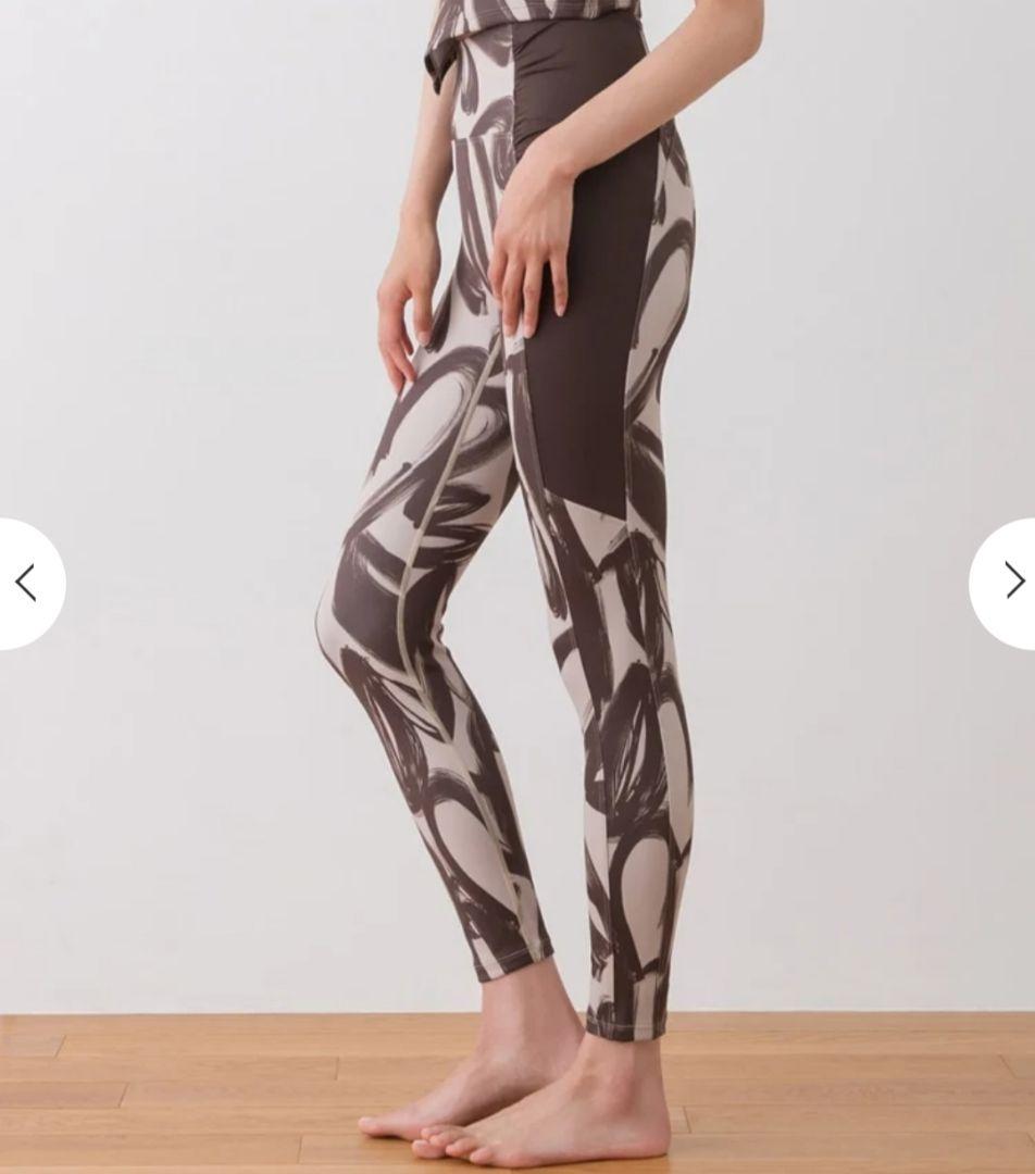 【SUKALA】WEB限定 ハートプリントサイドギャザーレギンスベージュゴールド