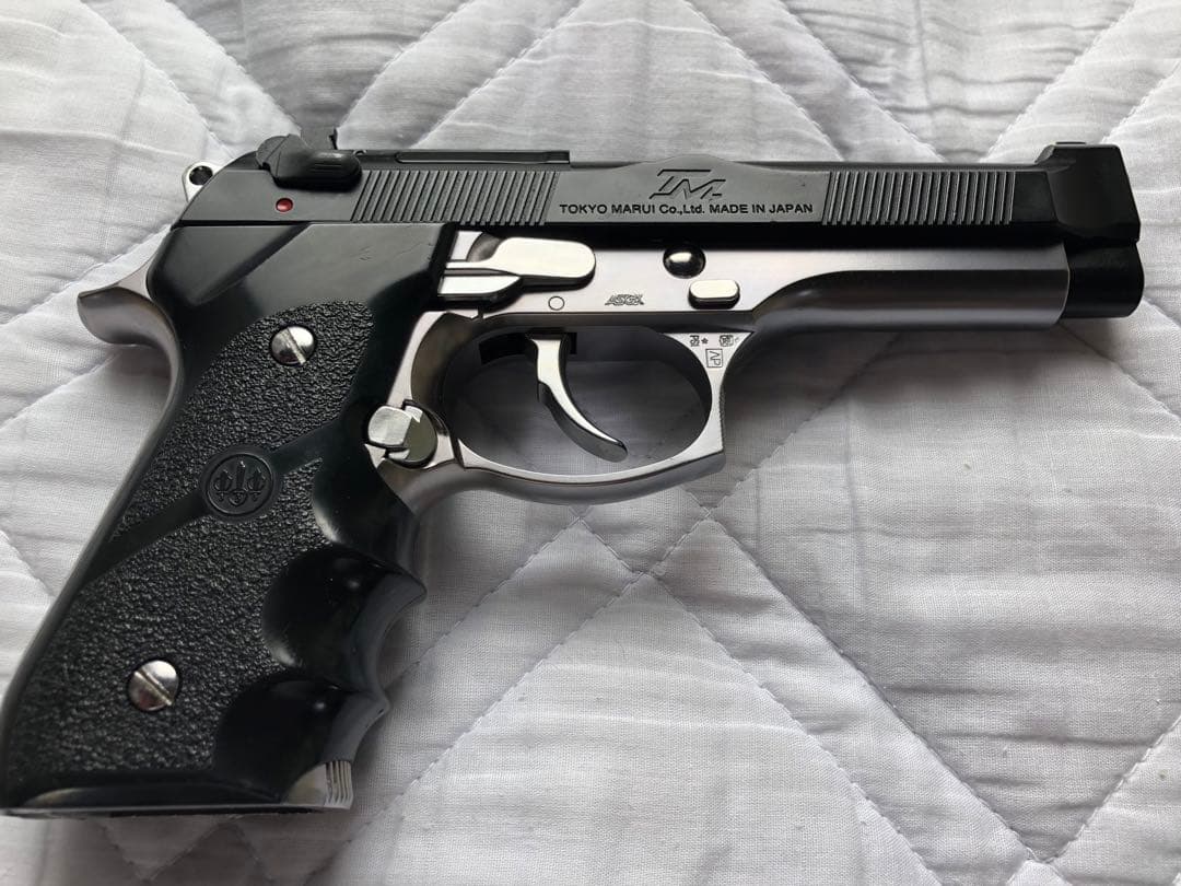 18禁　美品　TOKYOマイルTactical Master シルバー ブラック