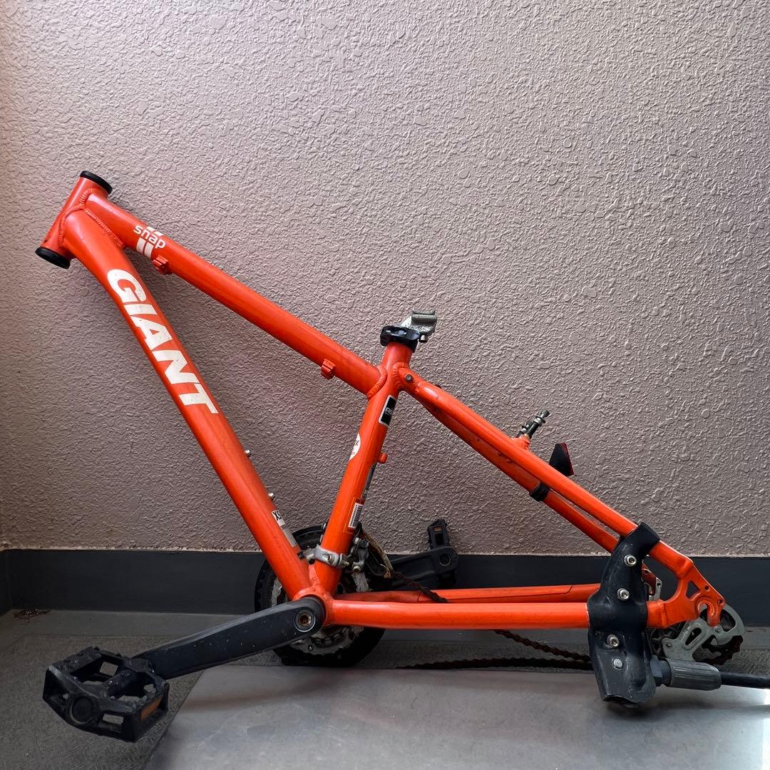 防犯登録抹消済 MTB GIANT SNAP XSサイズ　 フレーム+部品多数付