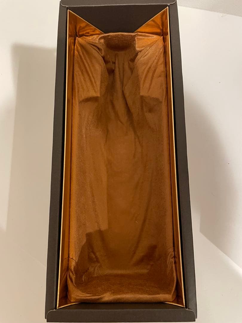 サントリー山崎10年 シングルモルト700mlYAMAZAKI SUNTORY