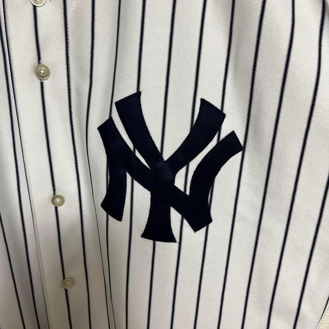 応援グッズ New York Yankees Russell Athletic