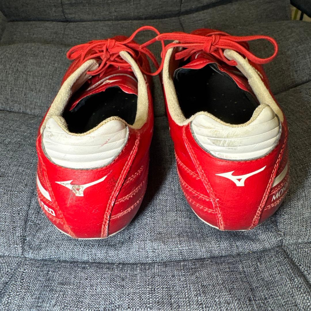 Mizuno Morelia Neo レッドサッカーシューズ