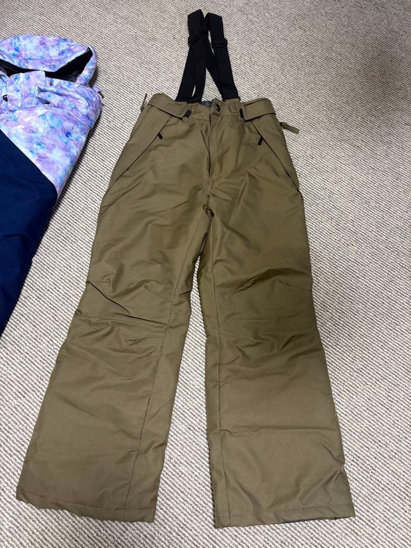 cosby スキーウェアー　女の子　レディース　サイズＭ