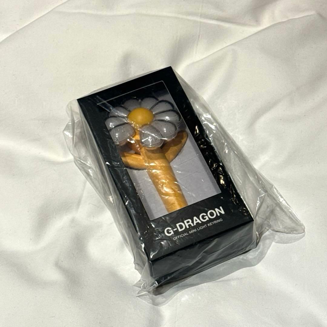 【正規品】G-DRAGON ÜBERMENSCH ジヨン ミニライトキーリング