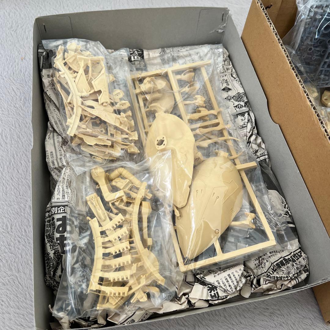 激レア VOLKS レッドミラージュ ブーメランユニット フル装備【未組立】