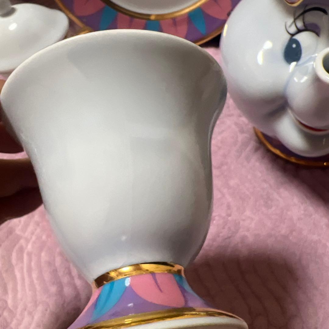 ポット夫人 と チップ と シュガーポット　美女と野獣