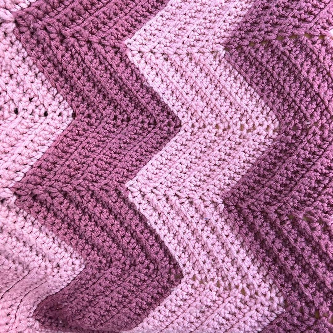 【USA vintage】グラニーブランケット　ピンク　ギザギザ　アメリカ