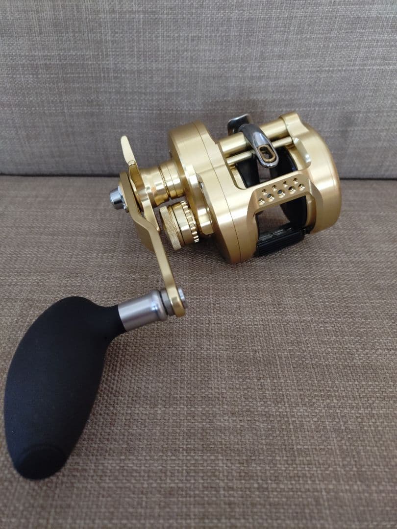 未使用 シマノ SHIMANO 両軸リール オシアコンクエスト 301HG