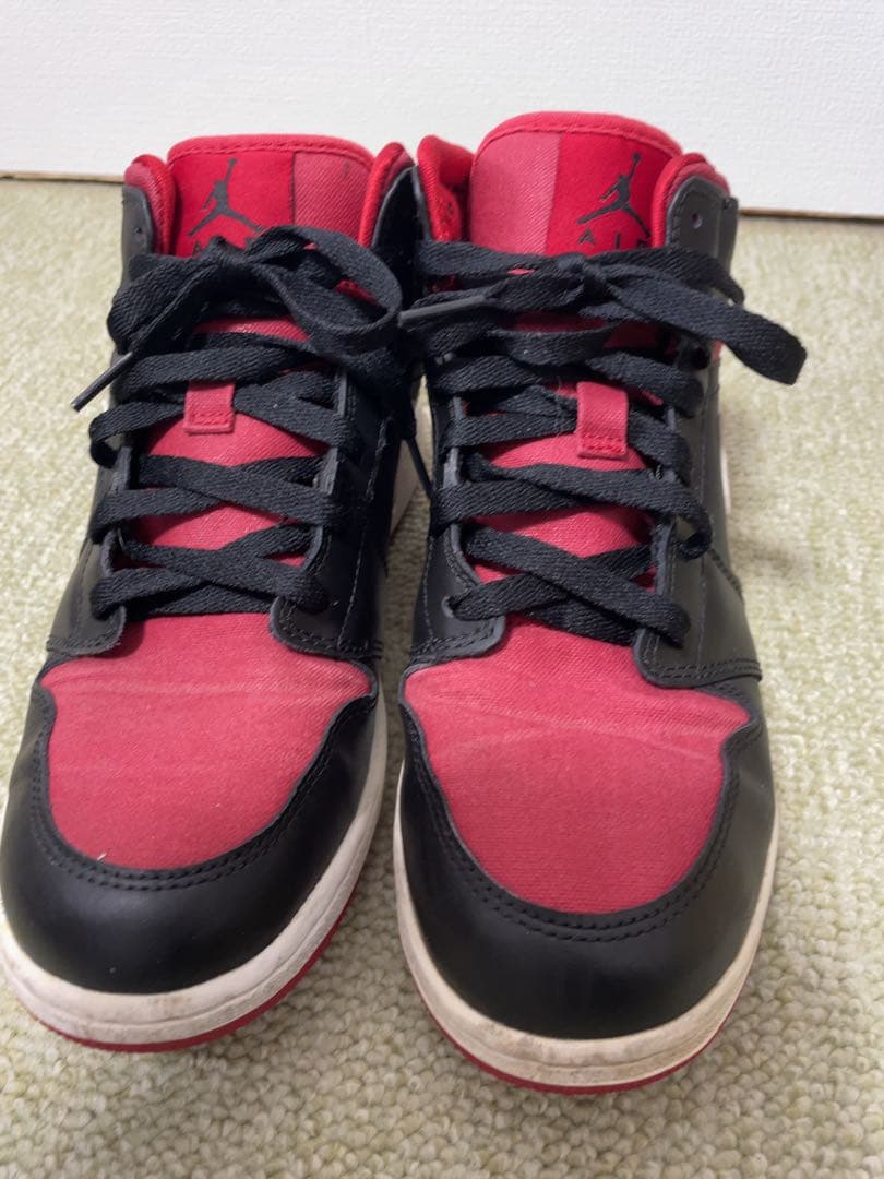 ナイキ　エアジョーダン１　限定カラー　24.5