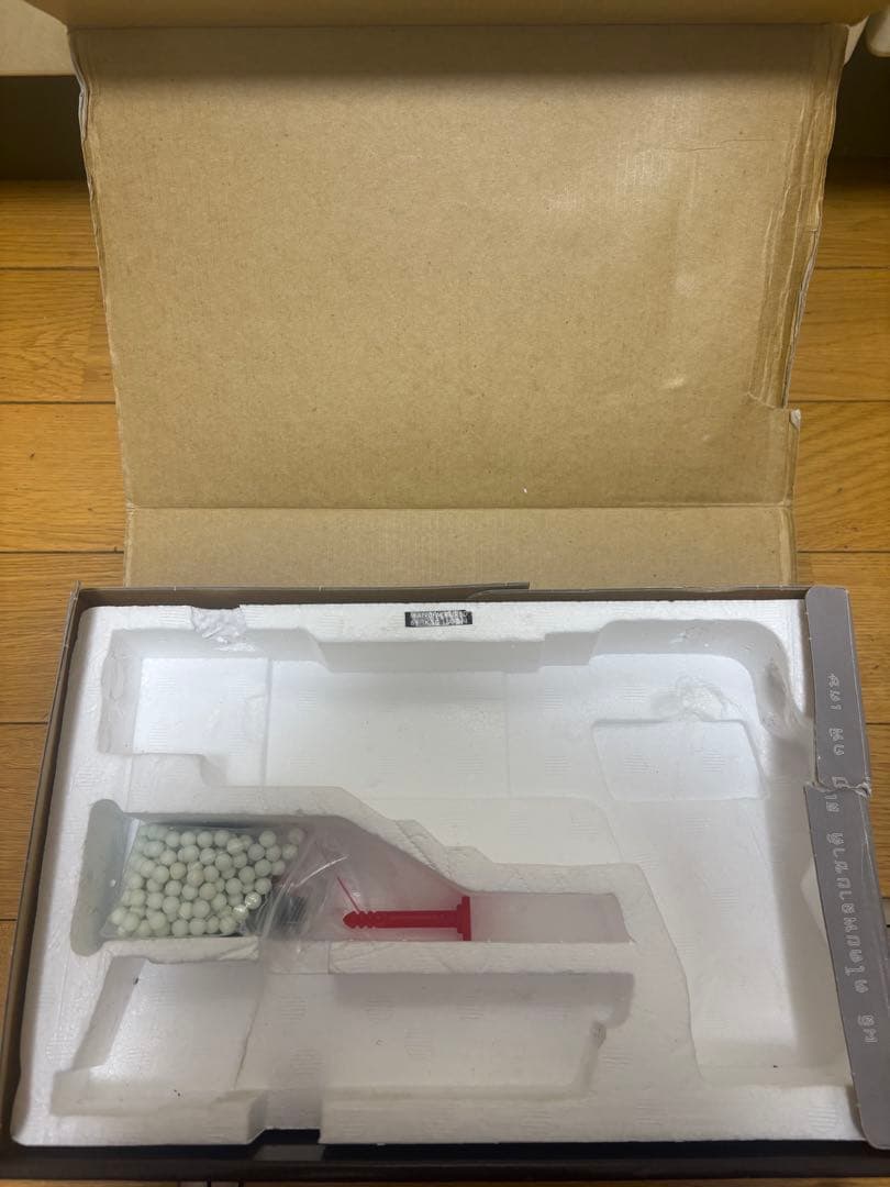 値下げ　KSC ソードカトラス&KSC スペアマガジン