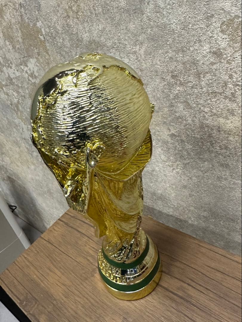 FIFA ワールドカップ トロフィー レプリカ 置物 オブジェ ゴールド