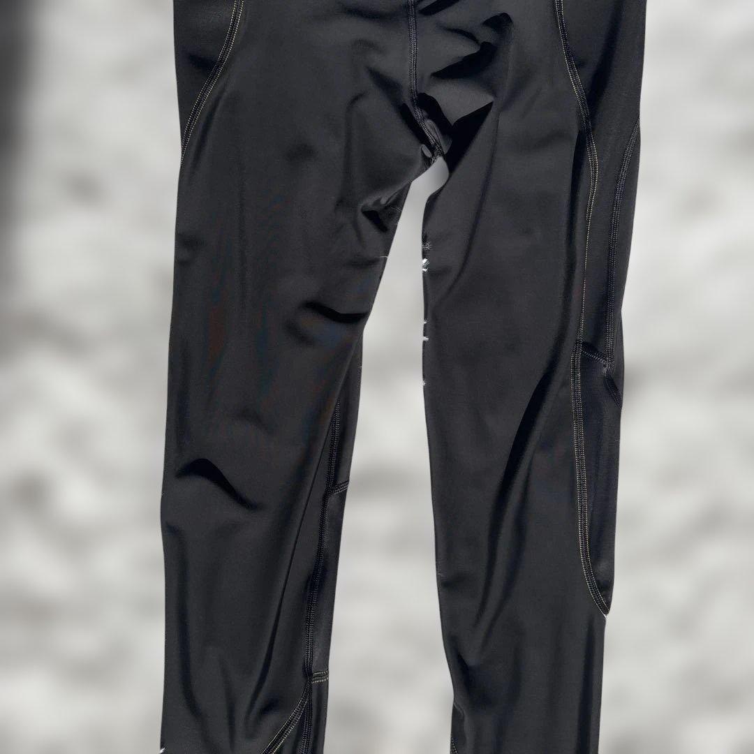 新品未使用Skins series 3 ロングタイツ　3L