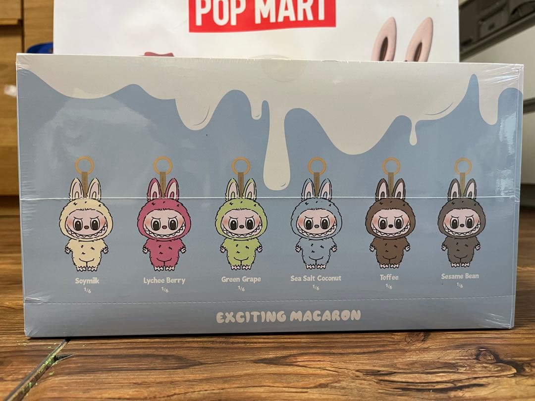 THE MONSTERS Exciting Macaron アソートボックス