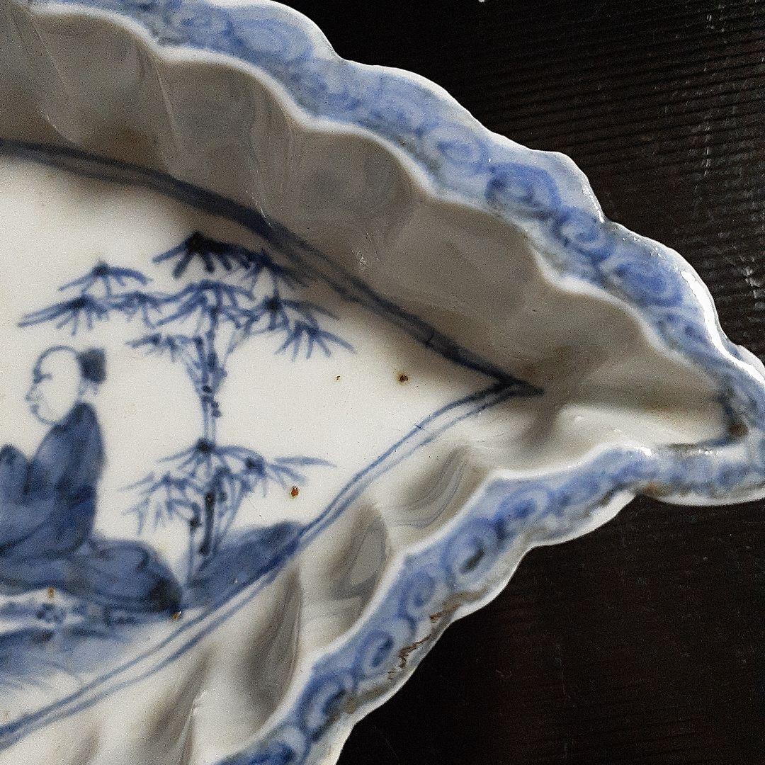 古染め付け獣足3本付木葉形状高台皿