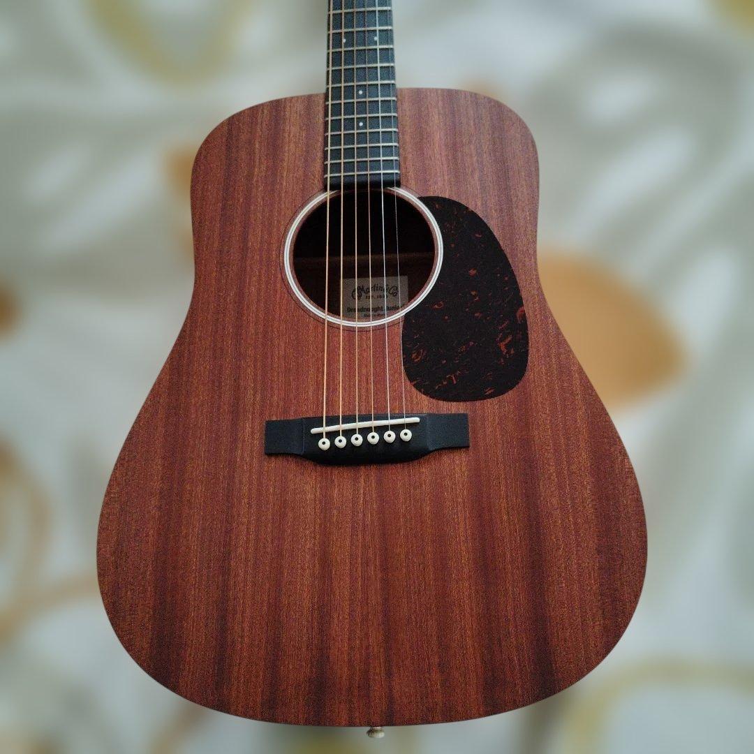 マーティンDＪR2A。オール単板（サペリ）トラベルサイズギター