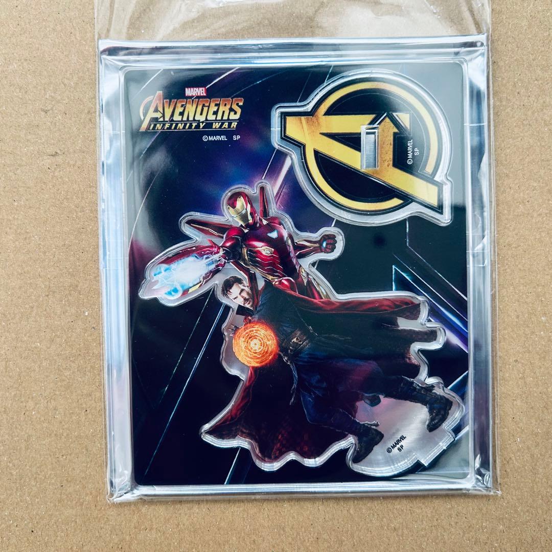 アベンジャーズ MARVEL マーベル アクリルスタンド 缶バッジ