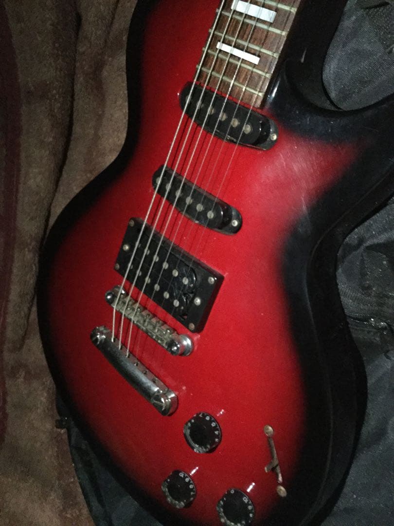 Grass Roots エレキギター レッド/ブラック