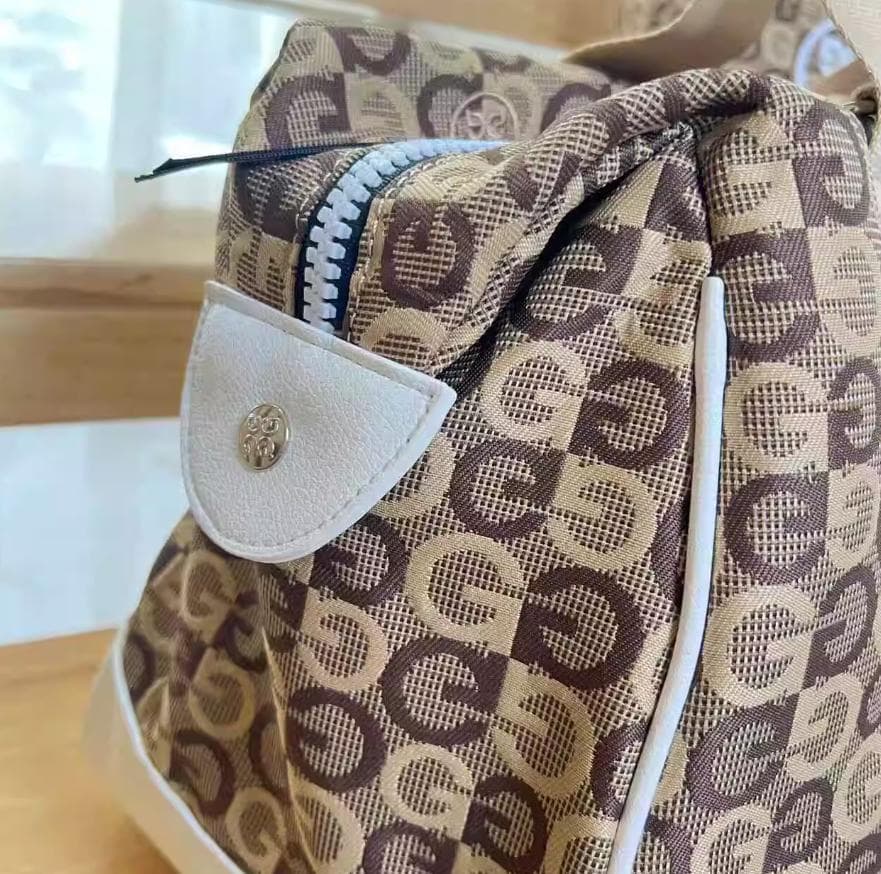 G/FORE トート型ゴルフバッグ 秋冬対応 大容量 防水3色⛳美品✨